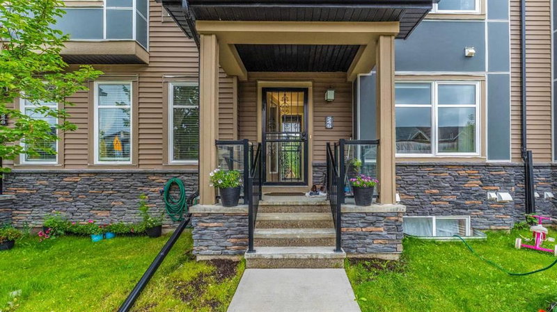 245 Cityscape Boulevard NE, Cityscape — photo 3