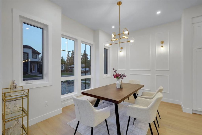 6429 33 Avenue NW, Bowness — interior photo