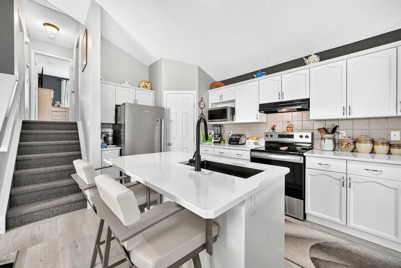 64 Cimarron Grove Close, Cimarron Grove — interior photo