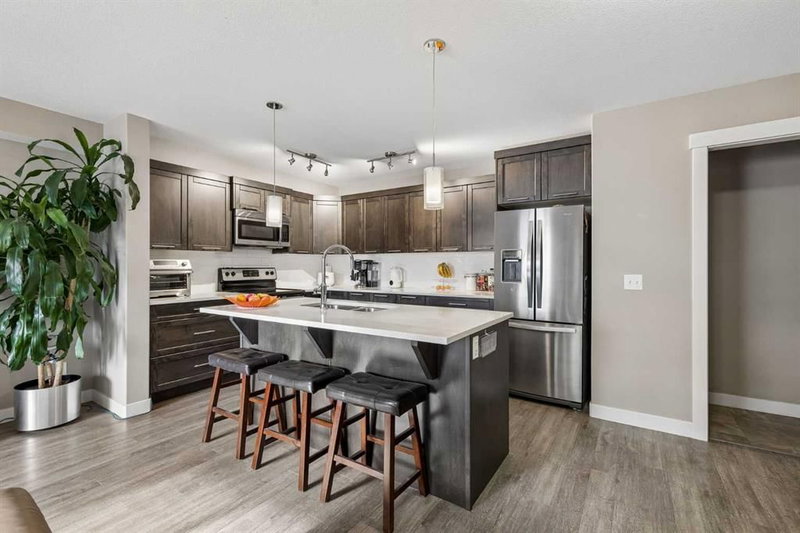 712 Redstone View NE, Redstone — interior photo 6