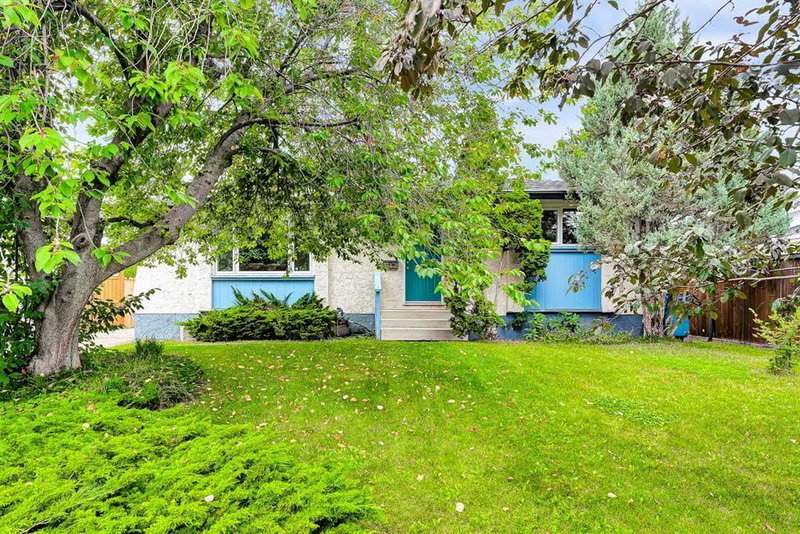 6547 Dalrymple Way NW, Dalhousie — interior photo