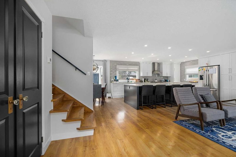 543 Willingdon Boulevard SE, Willow Park — interior photo 6