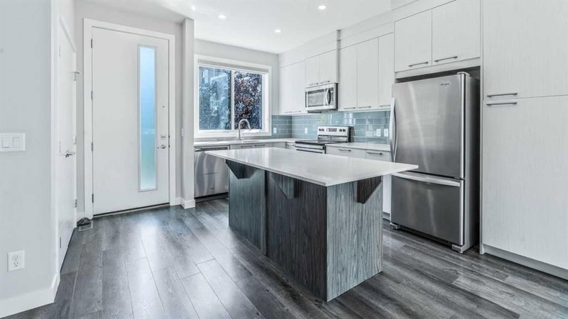 810 Redstone Crescent NE, Redstone — interior photo 7