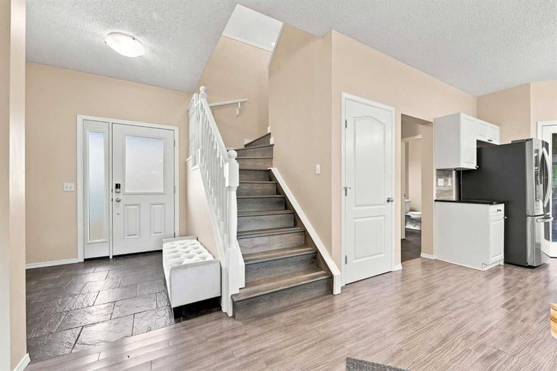 106 Crystal Shores Manor, Crystal Shores — interior photo
