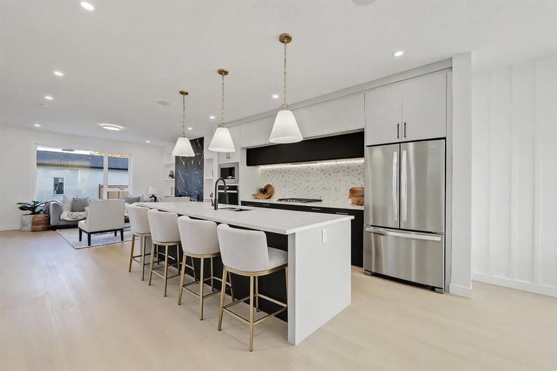 8134 47 Avenue NW, Bowness — interior photo 7