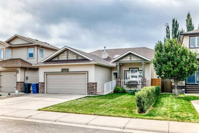 520 Couleesprings Crescent