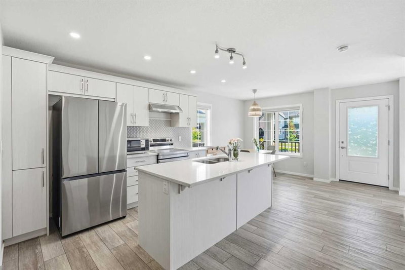 Row/Townhouse at 19691 Sheriff King Street SW, Yorkville — listing photo