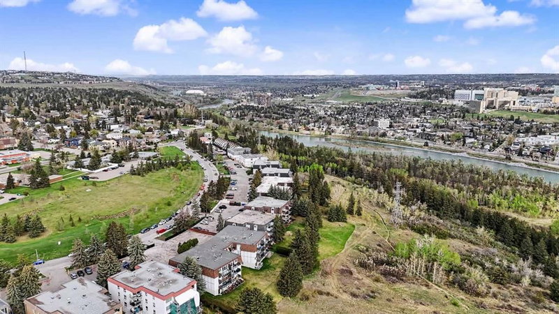 301, 508 Cedar Crescent SW, Spruce Cliff — interior photo 5