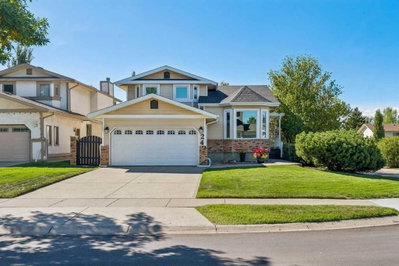 24 Scenic Acres Drive