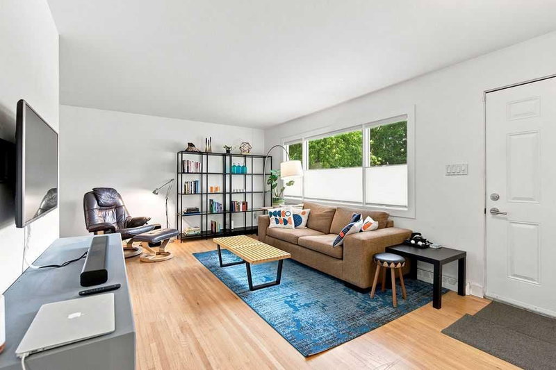 7204 5 Street SW, Kingsland — photo 2