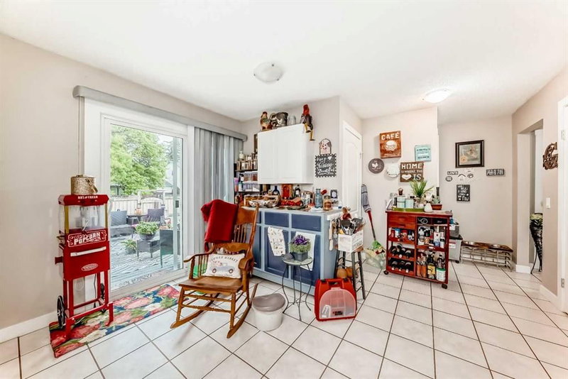 20 Deermont Way SE, Deer Ridge — interior photo 6