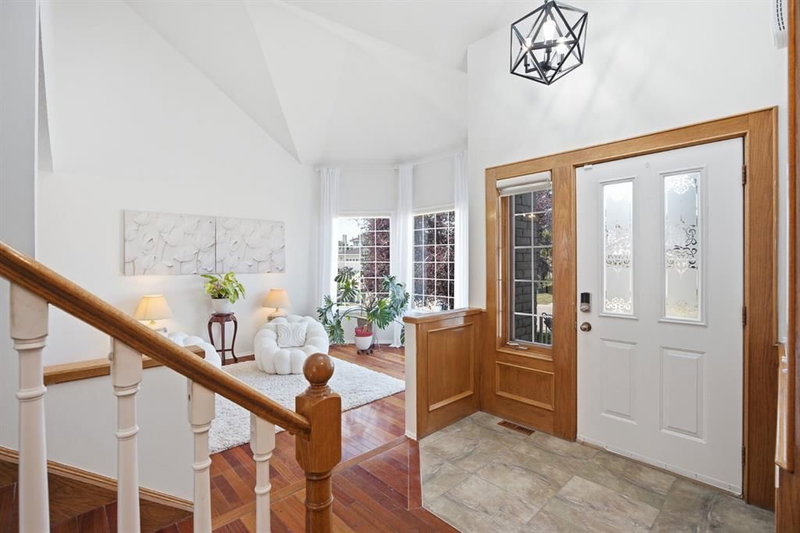 408 Hawkland Place NW, Hawkwood — interior photo 5