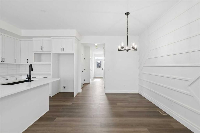 31 Lewiston Park NE, Lewisburg — interior photo