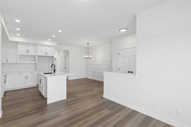 31 Lewiston Park NE, Lewisburg — interior photo 7