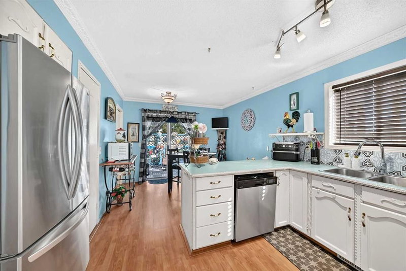 159 Fresno Place NE, Monterey Park — photo 3