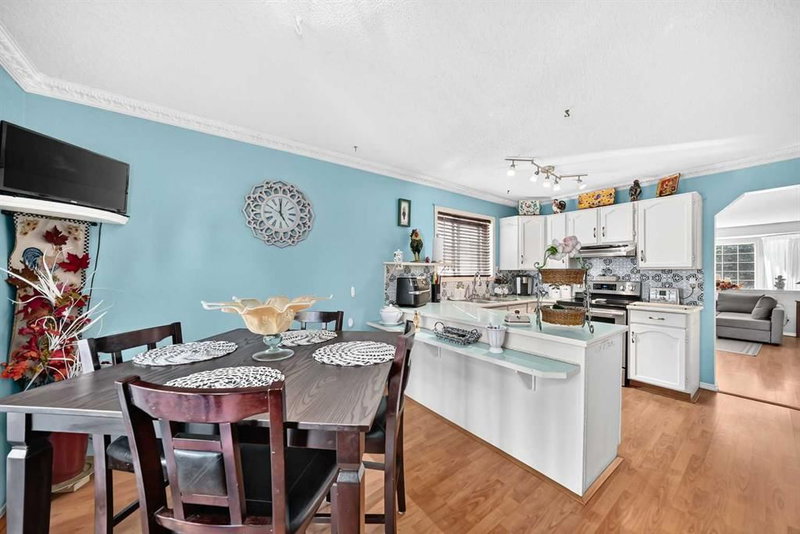 159 Fresno Place NE, Monterey Park — interior photo