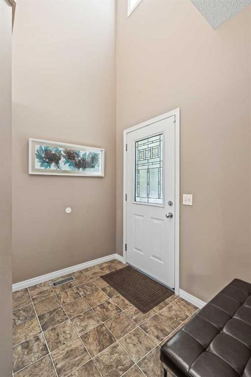 52 Copperfield Close SE, Copperfield — photo 3