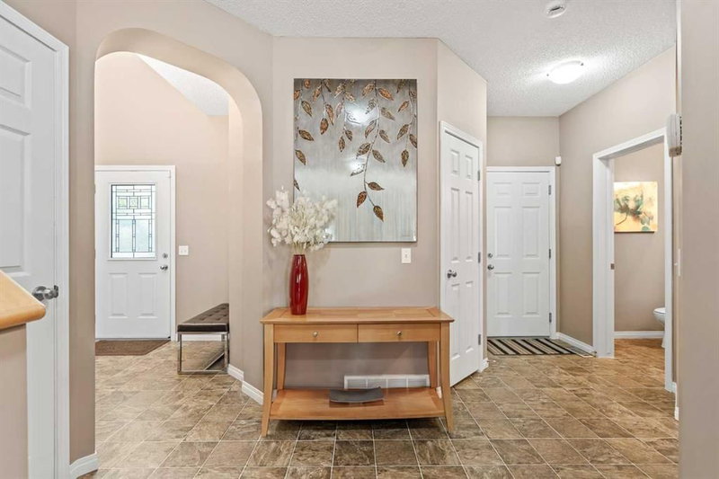 52 Copperfield Close SE, Copperfield — interior photo