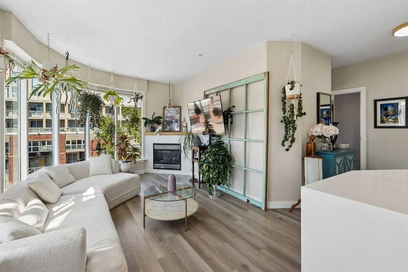 302, 1800 14A Street SW, Bankview — interior photo 5