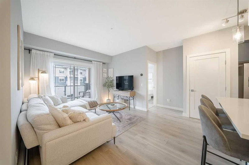 305, 100 Auburn Meadows Manor SE, Auburn Bay — interior photo