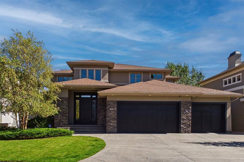 130 Aspen Ridge Place SW