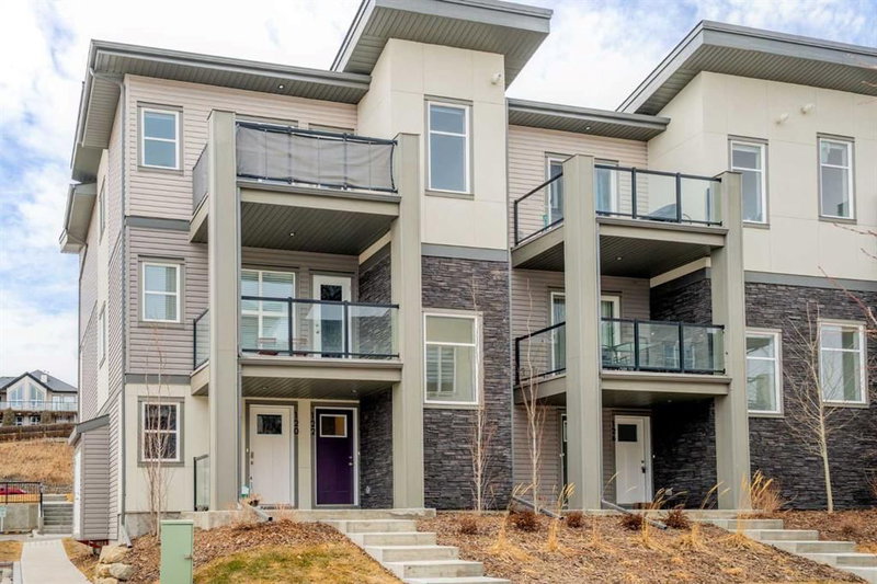 122 Spring Creek Common SW, Springbank Hill — photo 2