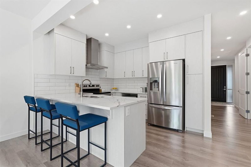 154 Crestridge Common SW, Crestmont — interior photo