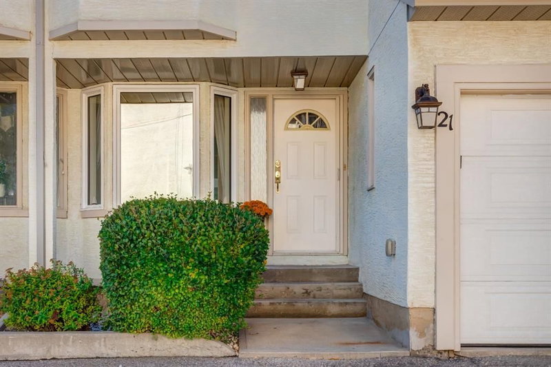 21 - 468 Woodbine Boulevard SW