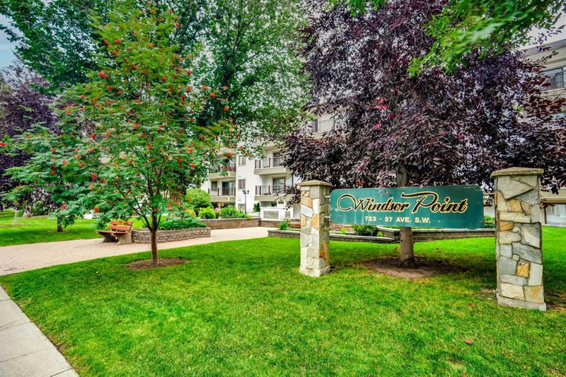 416, 723 57 Avenue SW, Windsor Park — interior photo