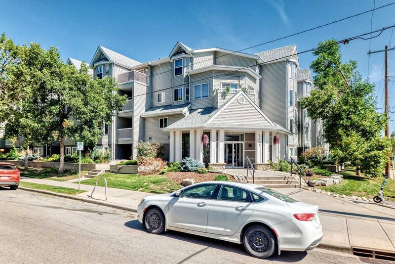 111 - 2204 1 Street SW
