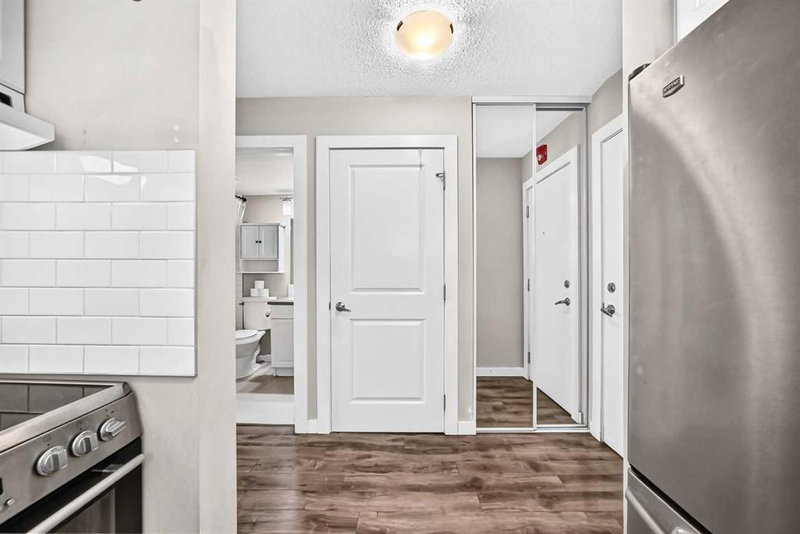 111, 2204 1 Street SW, Mission — interior photo 7
