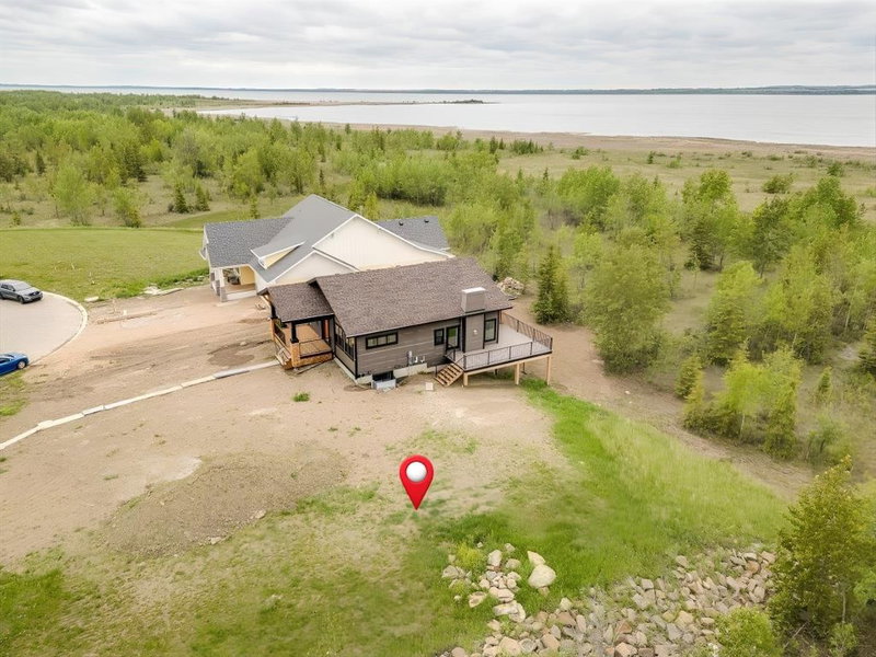 799 Springside Close