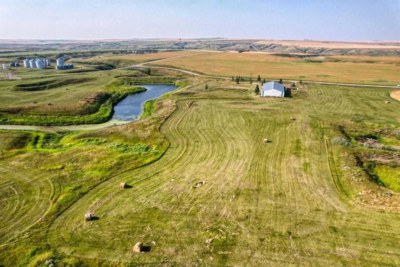 231061 Township Road 291A