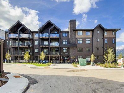 207 - 10 Cascade Ridge