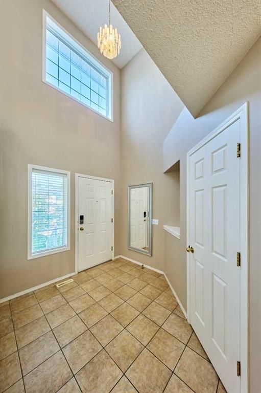 22 Citadel Crest Link NW, Citadel — interior photo