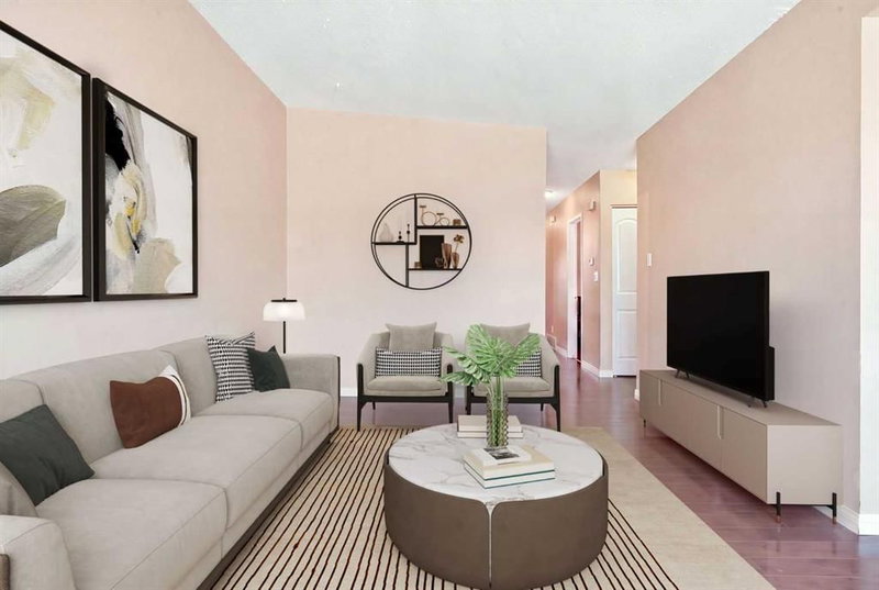 2615/2613 39 Street SE, Forest Lawn — interior photo