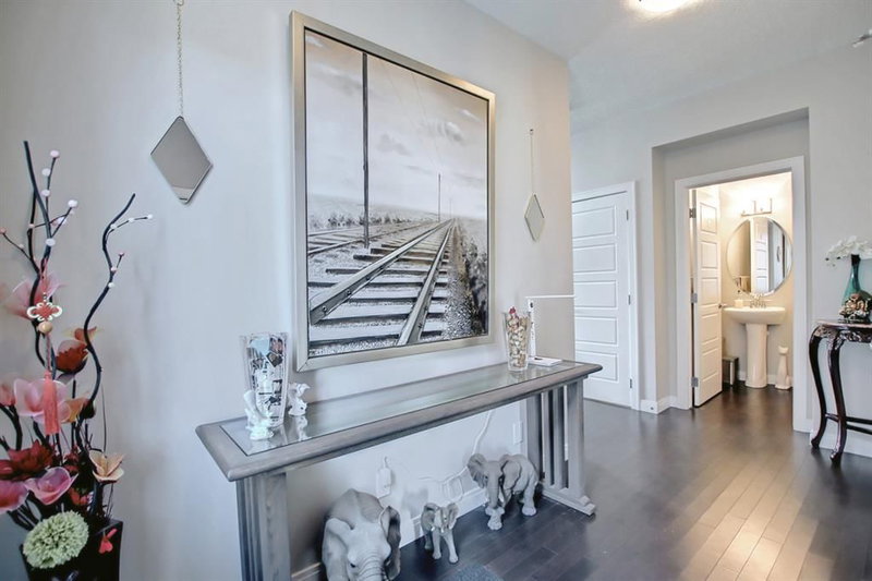 649 MARINA Drive, Westmere — interior photo 5