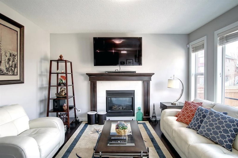 649 MARINA Drive, Westmere — interior photo 6