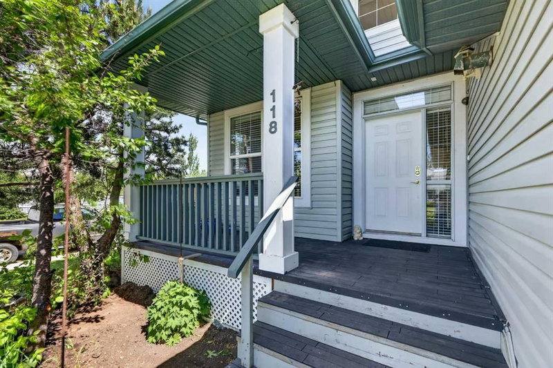 118 Invermere Drive