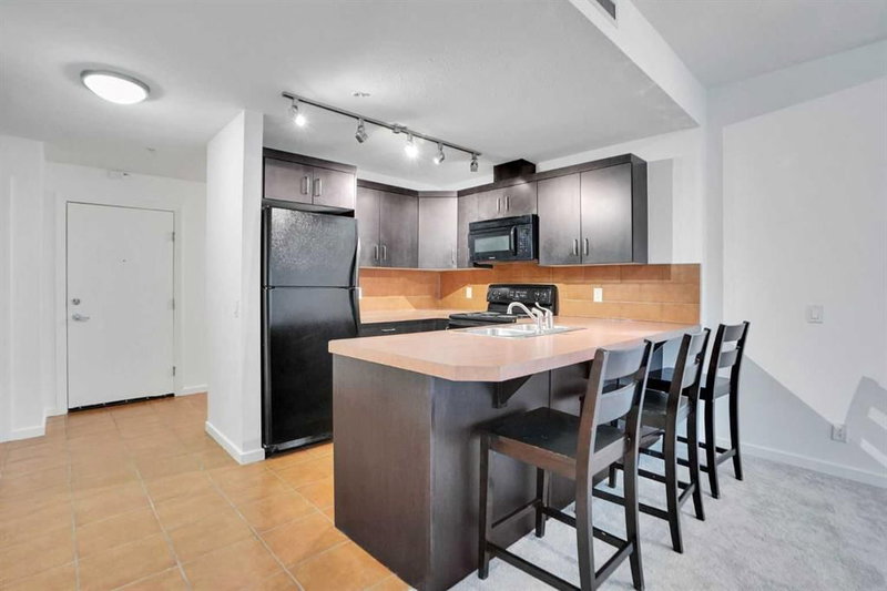 404, 1410 1 Street SE, Beltline — interior photo 5