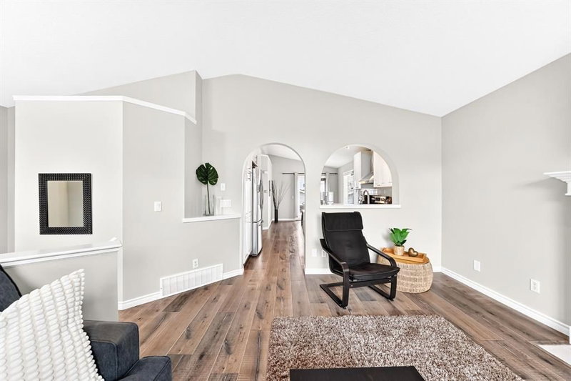 193 Mt Aberdeen Circle SE, McKenzie Lake — interior photo 6