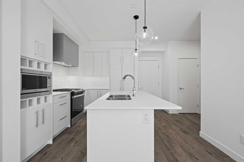 315, 8370 Broadcast Avenue SW, West Springs — interior photo 7