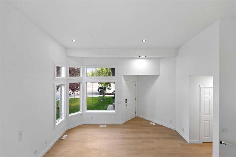 434 Harvest Grove Place NE, Harvest Hills — interior photo 5
