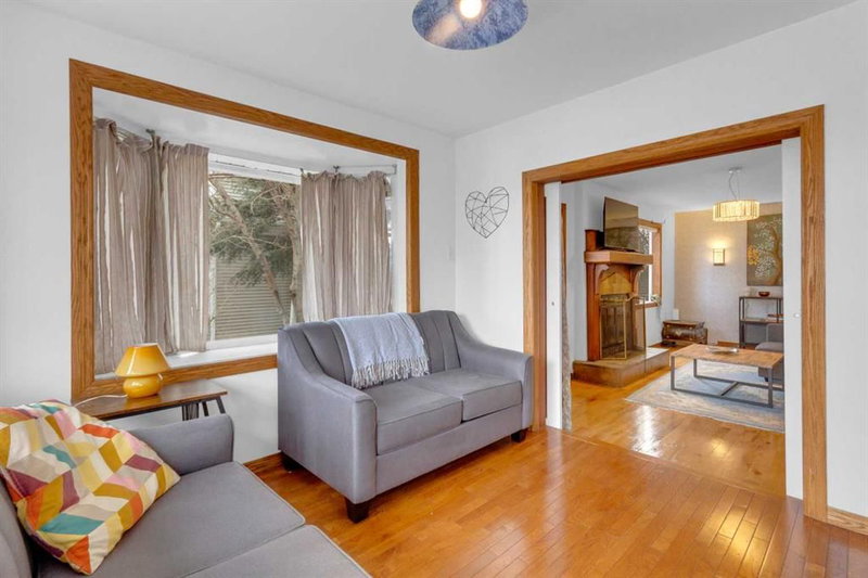 1630 7 Street NW, Rosedale — interior photo 5