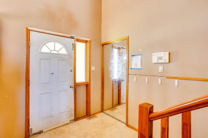 276 Beaton Place
