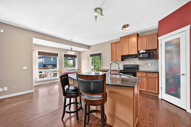 246 Crystal Green Point, Crystal Green — interior photo 7