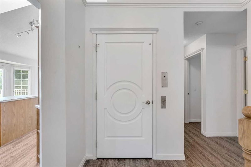 220 Cimarron Court, Cimarron Hill — interior photo 6