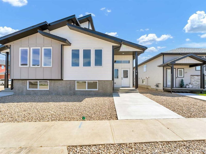 19 Somerside Gate SE