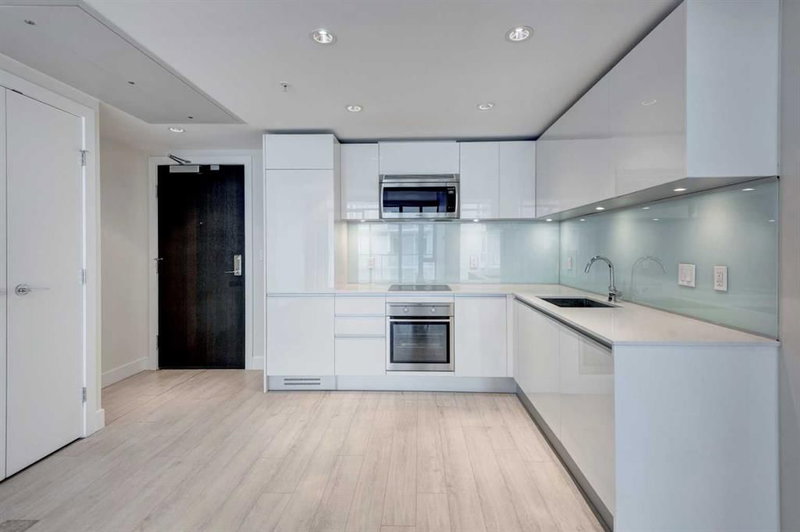 805, 1188 3 Street SE, Beltline — interior photo