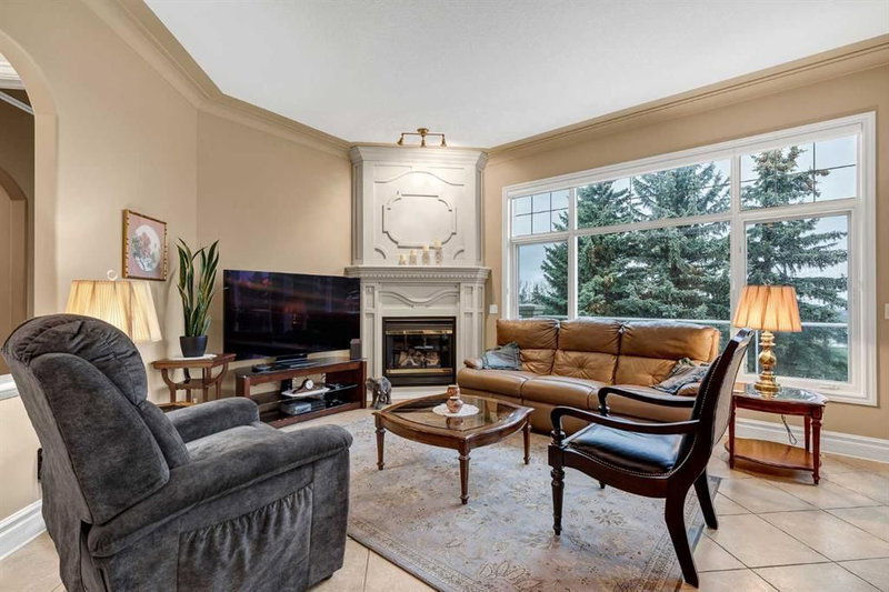 4592 Hamptons Way NW, Hamptons — interior photo 5
